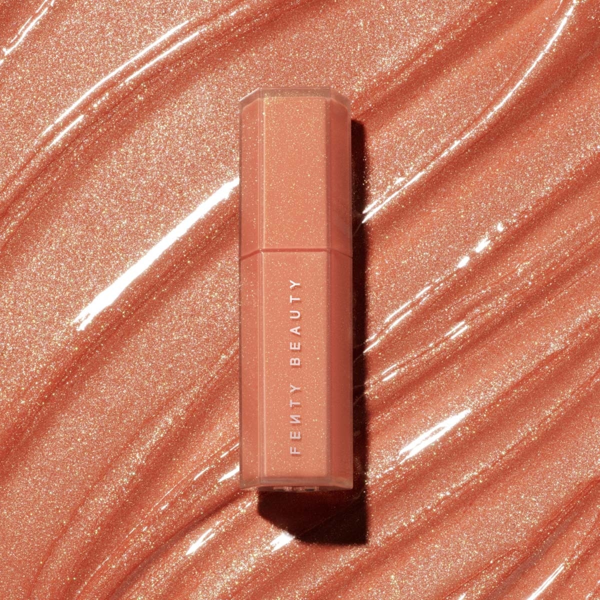 GLOSS BOMB STIX SHIMMER (LABIAL CON ACABADO BRILLOSO)
